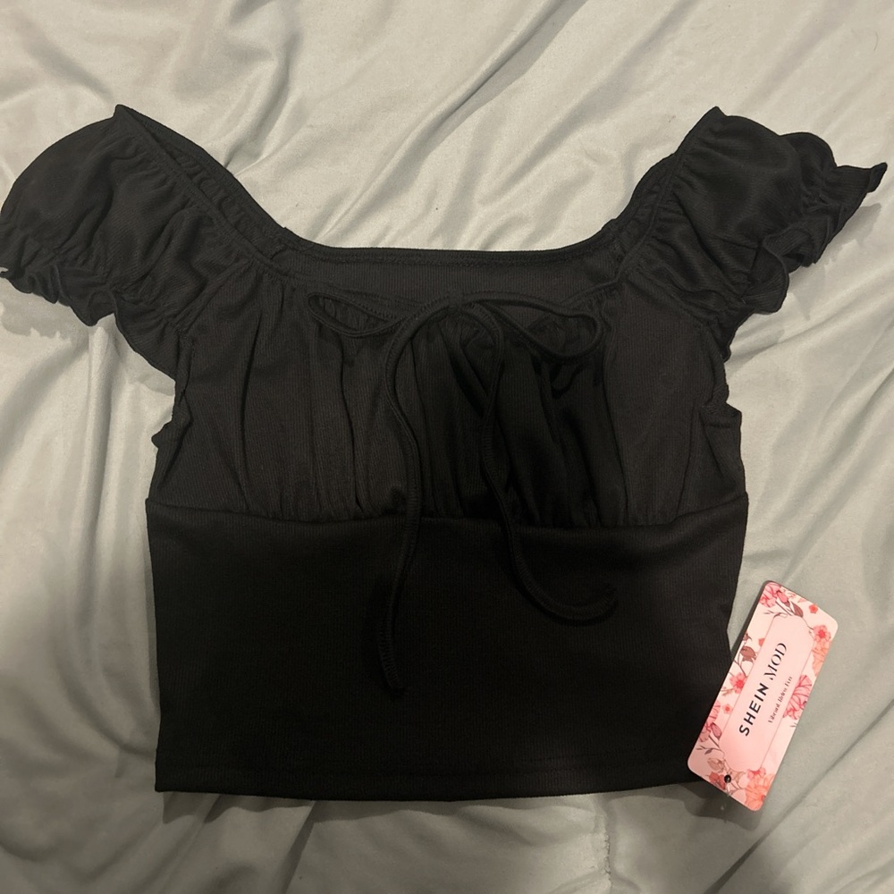 SHEIN Black Ruffle Sleeve Crop Top. Size small. Never worn, brand new.